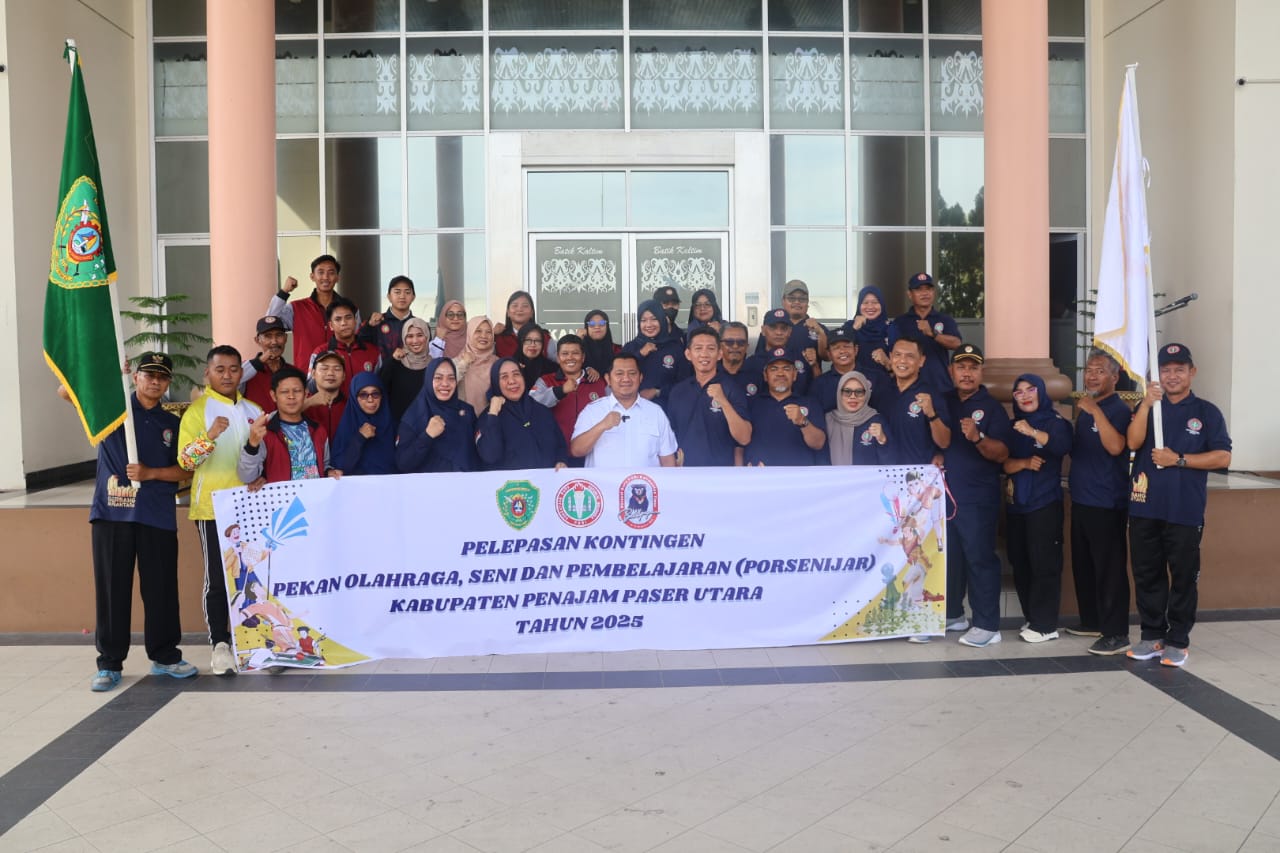 Bupati PPU Lepas Kontingen PORSENIJAR 2025 ke Balikpapan