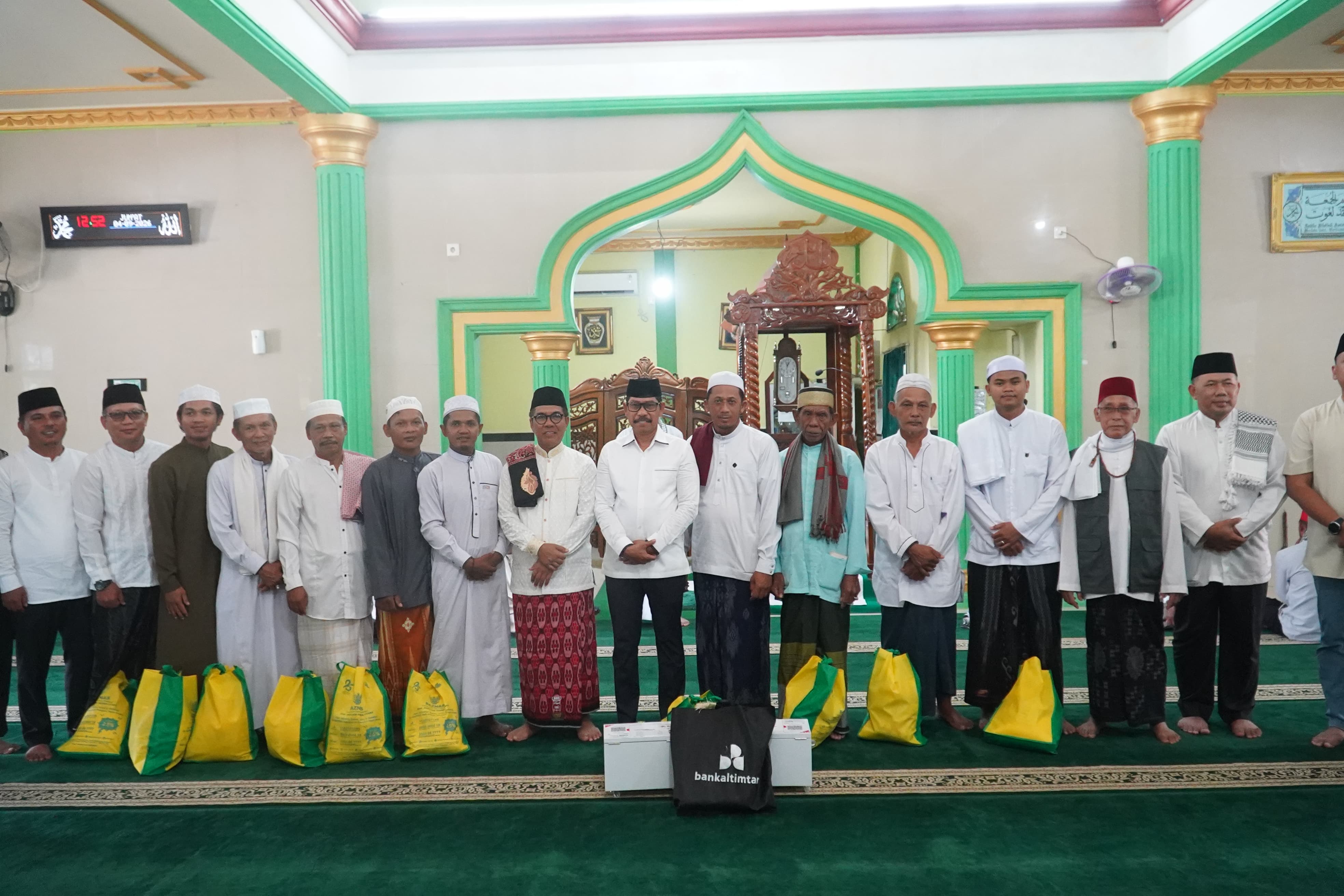 Pemkab PPU Perkuat Sinergi Pembangunan Lewat Safari Jumat di Masjid Al-Irsyad