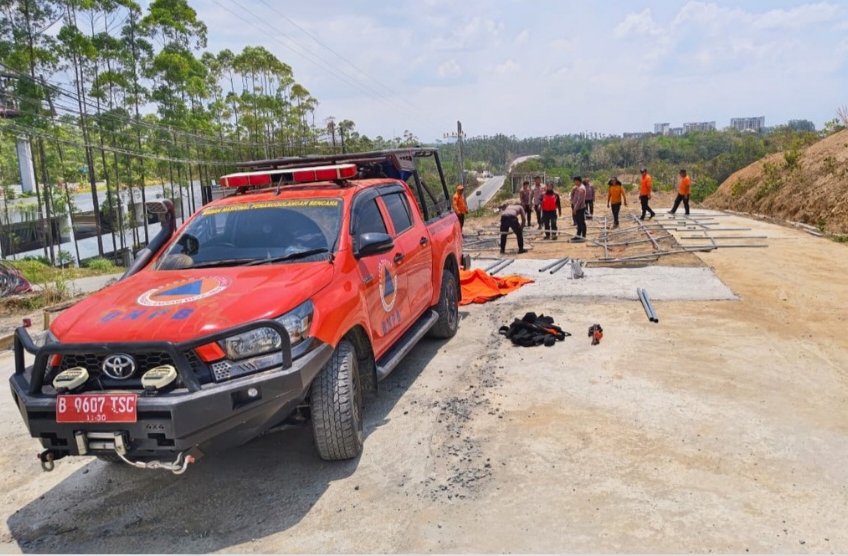 BPBD PPU dan Kepolisian Pasang Tenda Posko Penanggulangan Karhutla di IKN